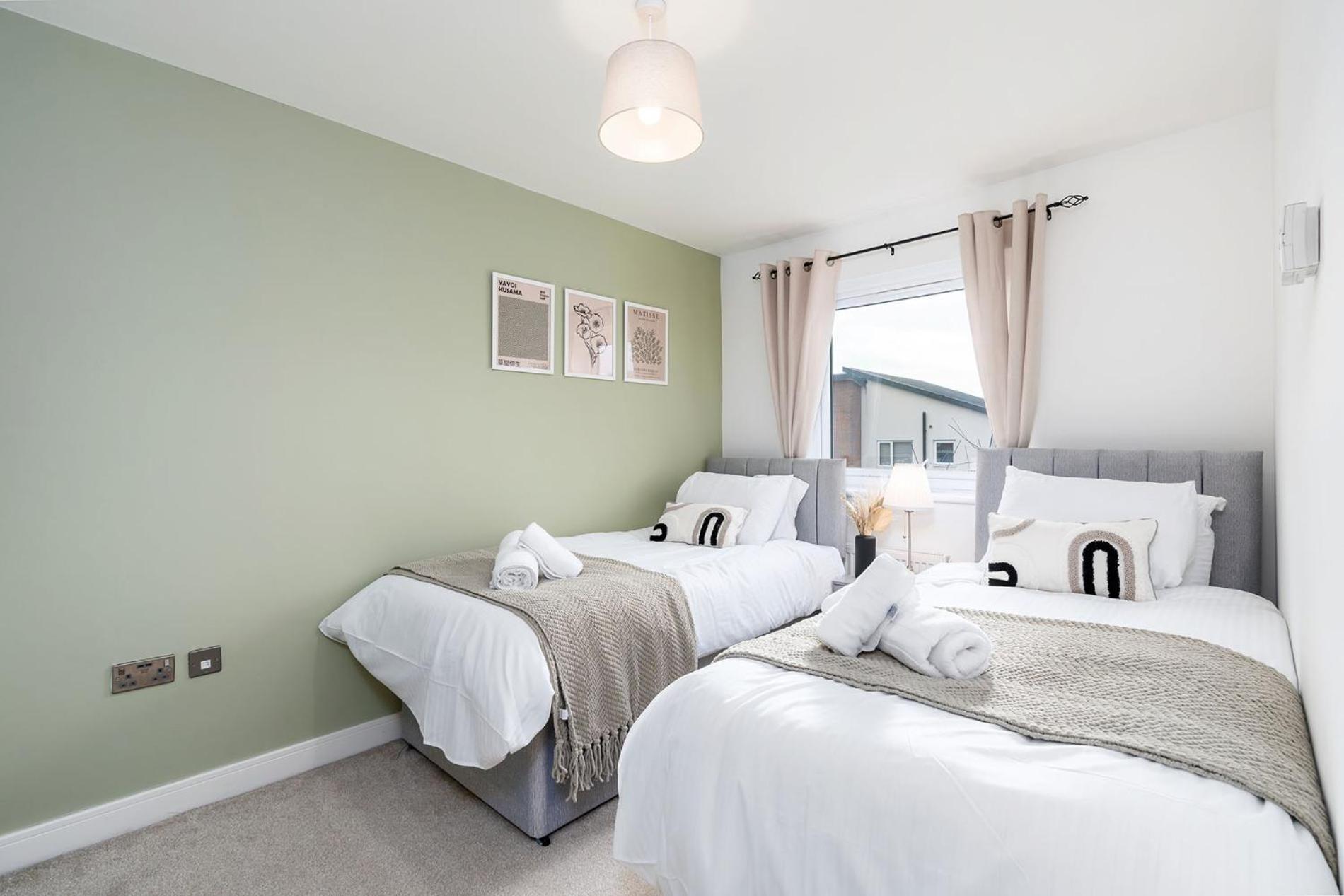6 Guests - 3 Bedrooms - Free Wi-Fi - Manchester Zewnętrze zdjęcie