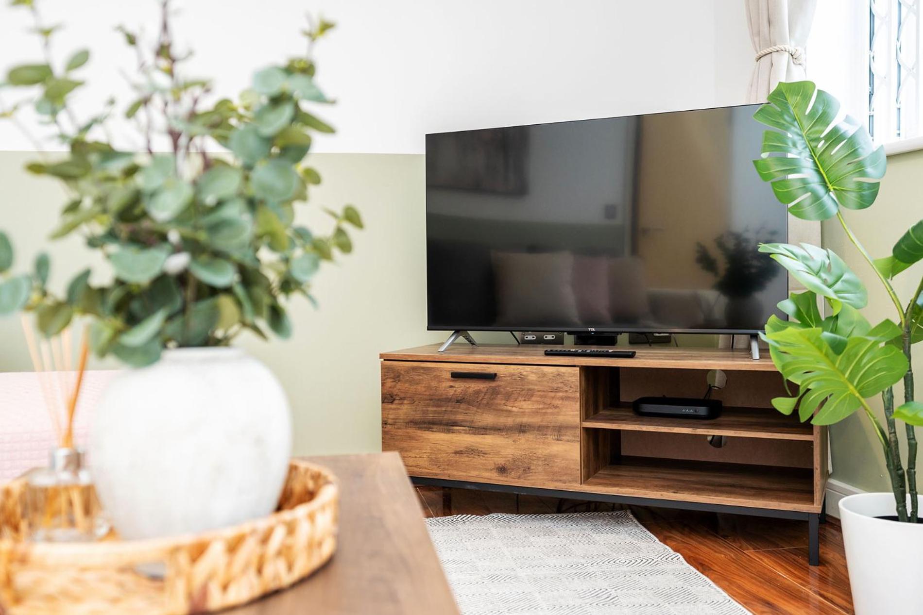 6 Guests - 3 Bedrooms - Free Wi-Fi - Manchester Zewnętrze zdjęcie
